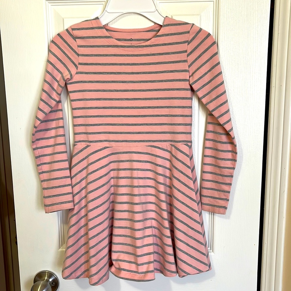 Pink and grey stripes dress size 6